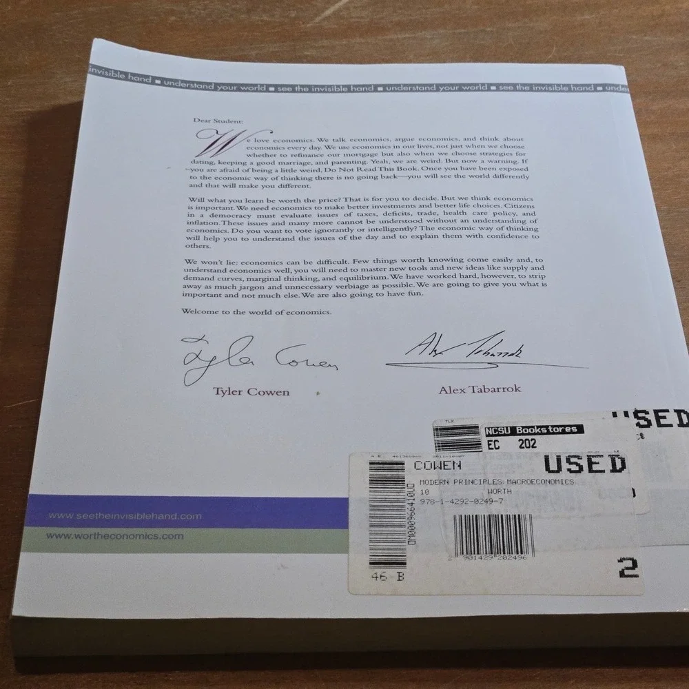 Worth Publishers Macroeconomics Textbook Tyler‎ Cowen Alex Tabarrok 2010 PB Book